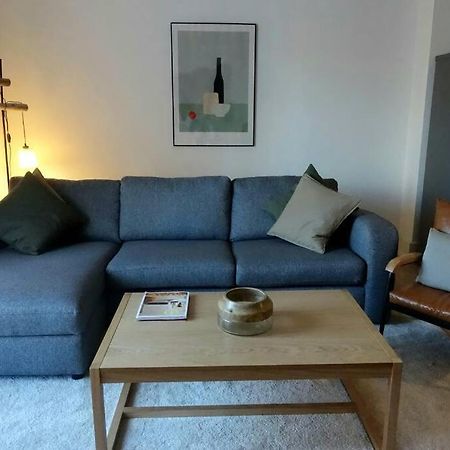 Stylish City-Centre Apartment With Balcony Liverpool Buitenkant foto
