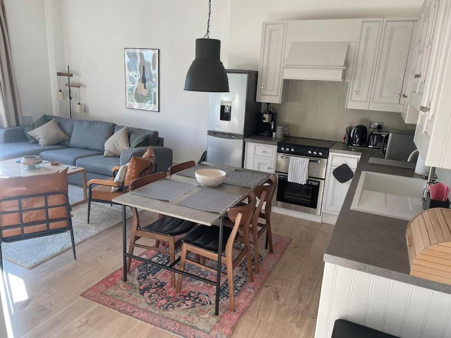 Stylish City-Centre Apartment With Balcony Liverpool Buitenkant foto
